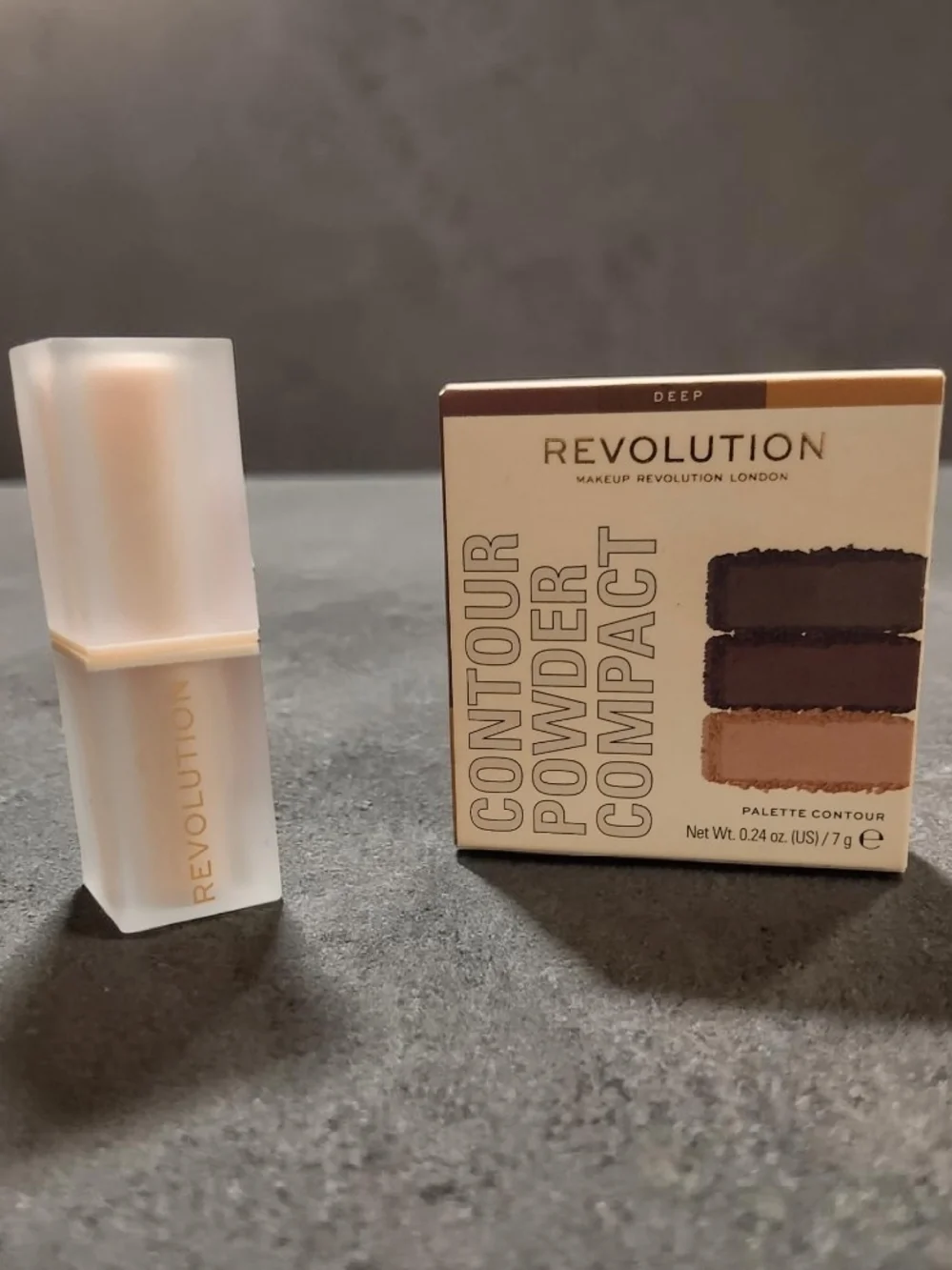 Revolution Duo Mirrored Palette & Lipstick - NEW